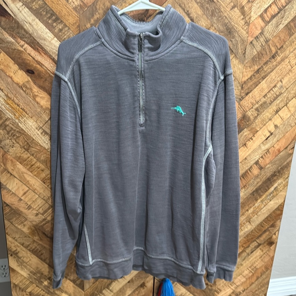 Tommy BahamaTobago Bay Half-Zip Sweatshirt men’s gray large